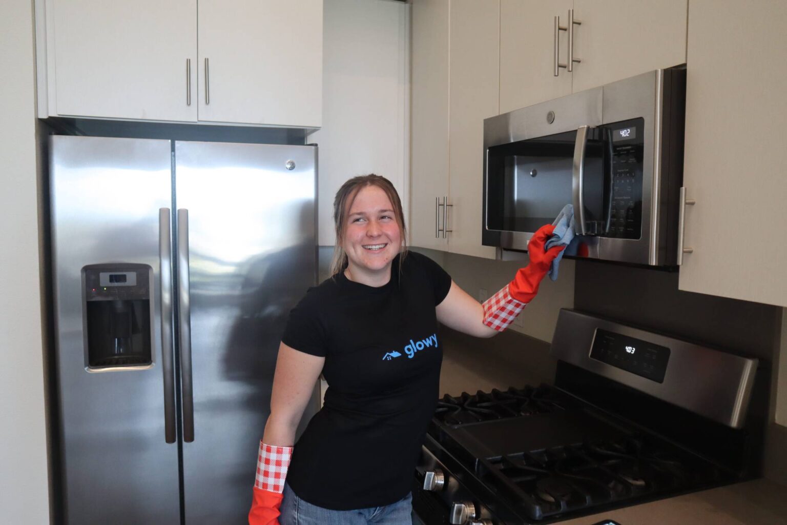 Glowy Professional Cleaning Service Ventura, CA